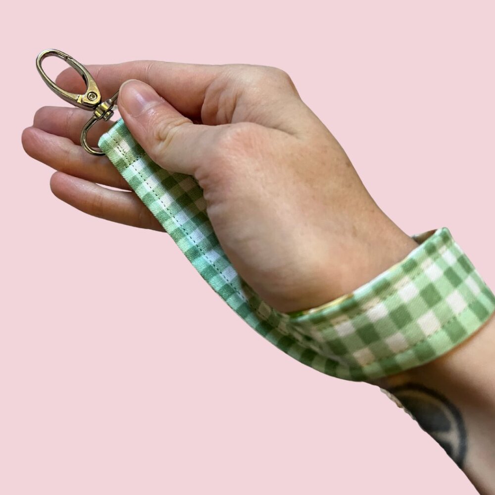 Handmade Green Gingham Plaid & Floral Wristlet Keychain - Picture 3 of 3